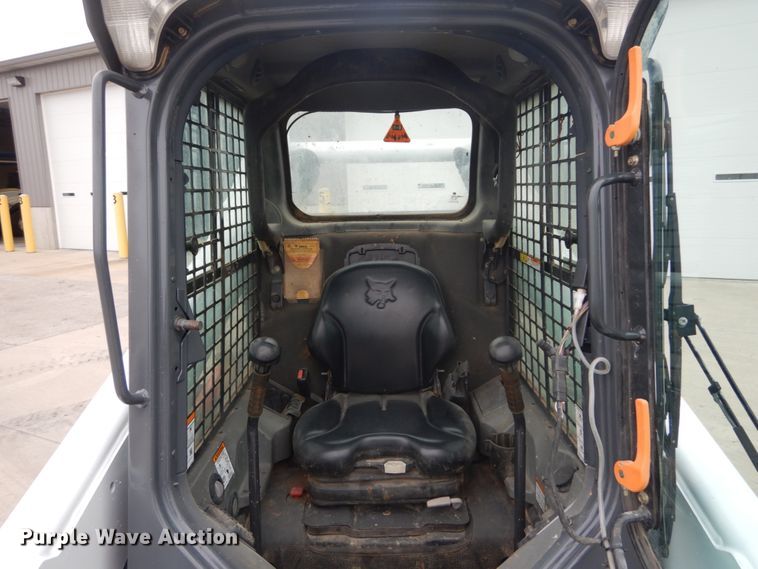 image for item GV9001 2014 Bobcat T770  tracked skid steer loader