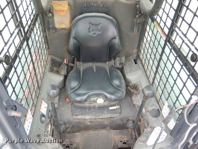image for item GV9001 2014 Bobcat T770  tracked skid steer loader
