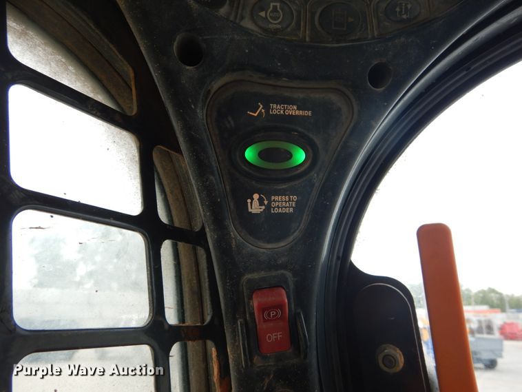 image for item GV9001 2014 Bobcat T770  tracked skid steer loader