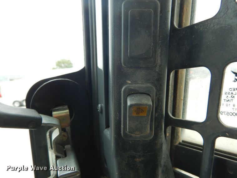 image for item GV9001 2014 Bobcat T770  tracked skid steer loader