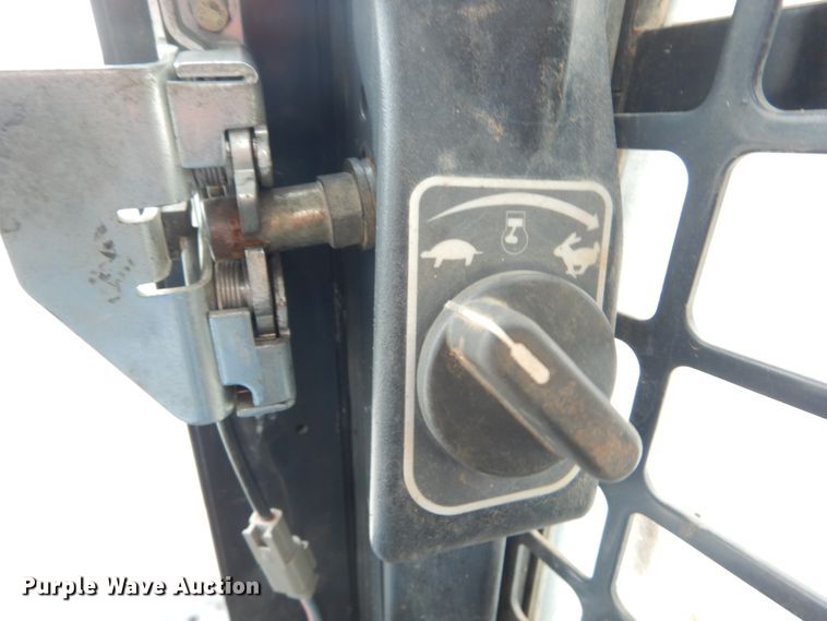 image for item GV9001 2014 Bobcat T770  tracked skid steer loader