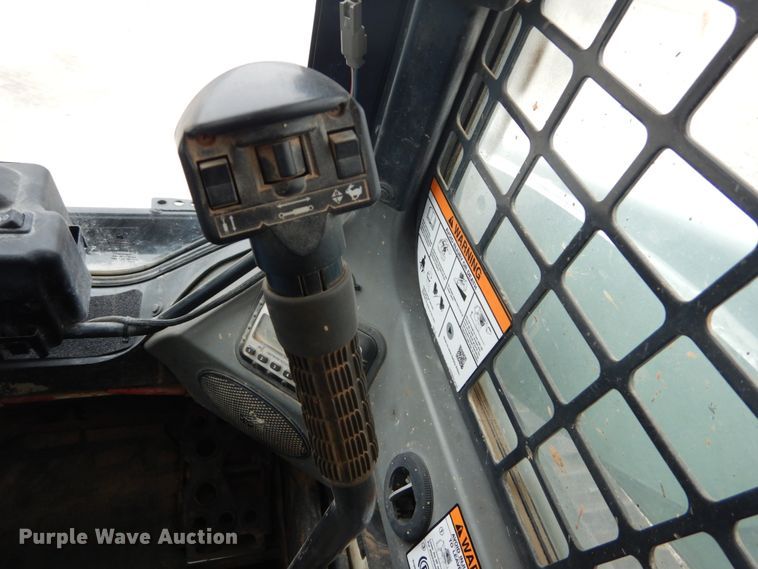 image for item GV9001 2014 Bobcat T770  tracked skid steer loader
