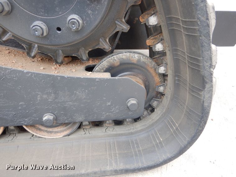 image for item GV9001 2014 Bobcat T770  tracked skid steer loader