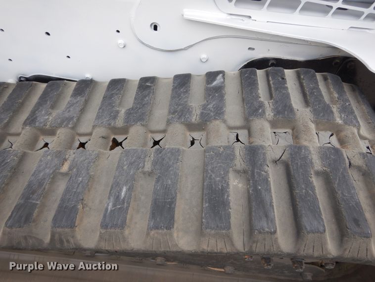 image for item GV9001 2014 Bobcat T770  tracked skid steer loader