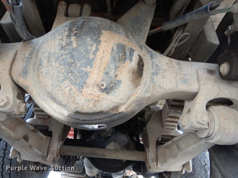 image for item GV9012 1997 Ford LT9000  dump truck
