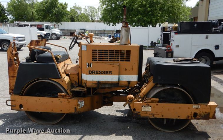 image for item GV9014 Dresser VOS2-42A  double drum roller compactor