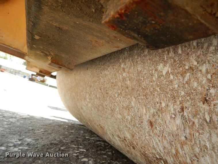 image for item GV9014 Dresser VOS2-42A  double drum roller compactor