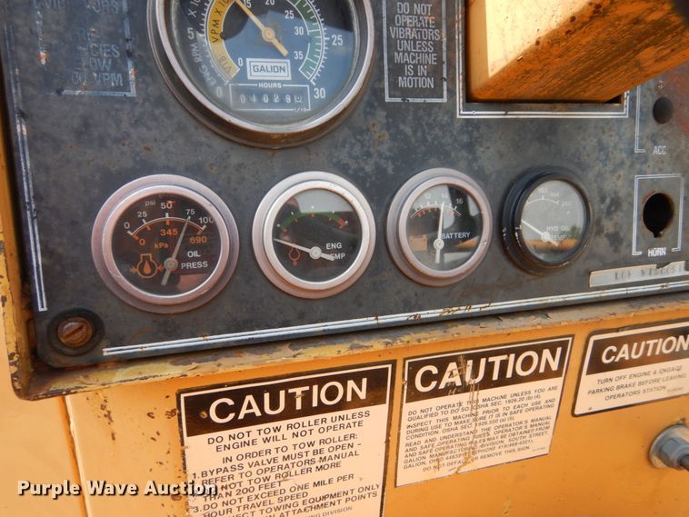 image for item GV9014 Dresser VOS2-42A  double drum roller compactor