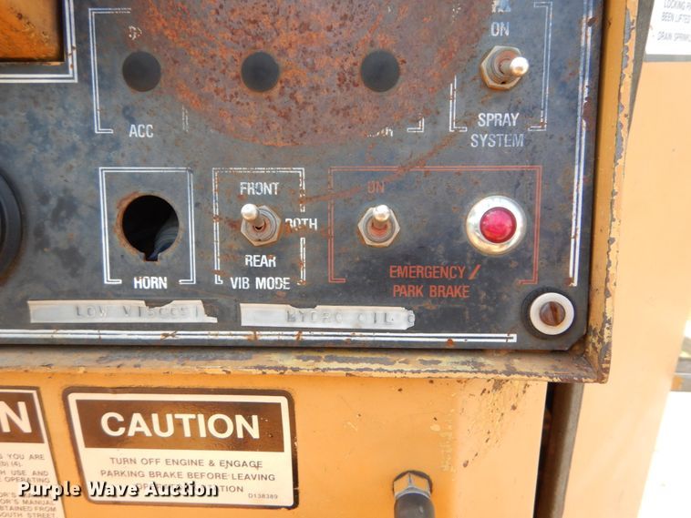 image for item GV9014 Dresser VOS2-42A  double drum roller compactor