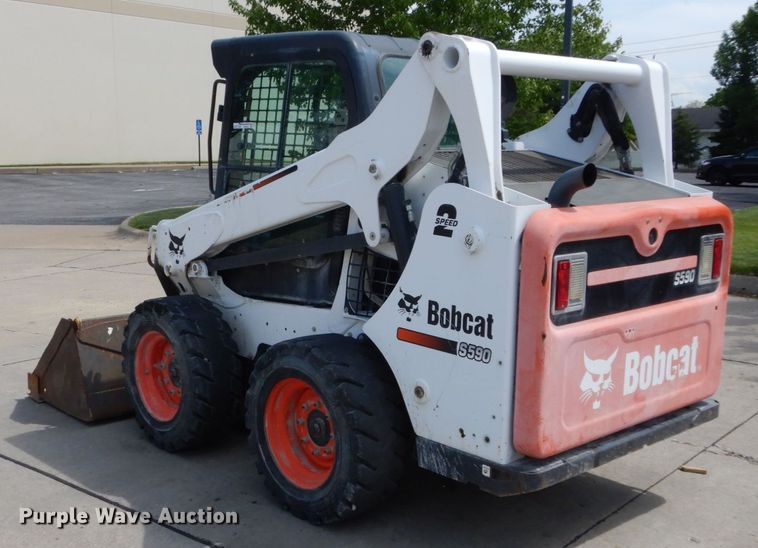 image for item GV9015 2014 Bobcat S590  skid steer loader