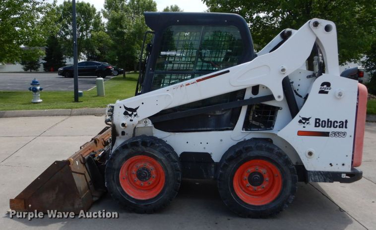 image for item GV9015 2014 Bobcat S590  skid steer loader