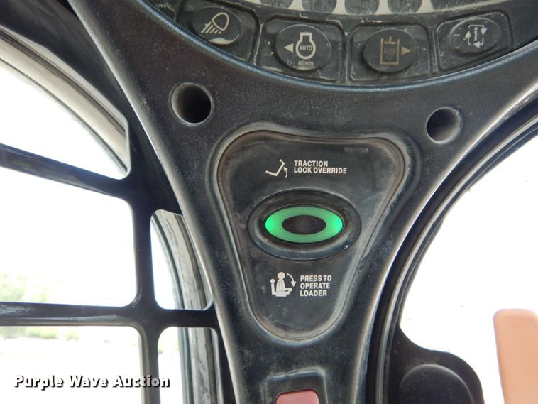 image for item GV9015 2014 Bobcat S590  skid steer loader