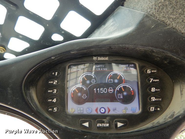 image for item GV9015 2014 Bobcat S590  skid steer loader