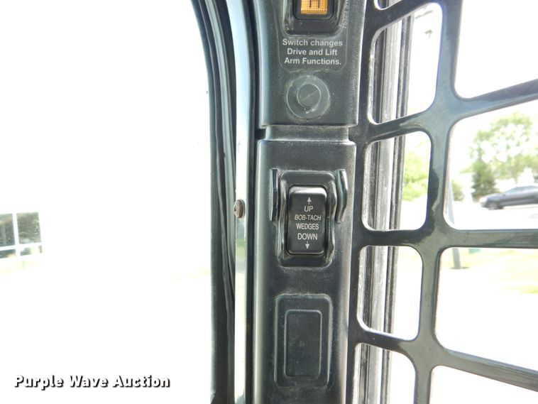 image for item GV9015 2014 Bobcat S590  skid steer loader