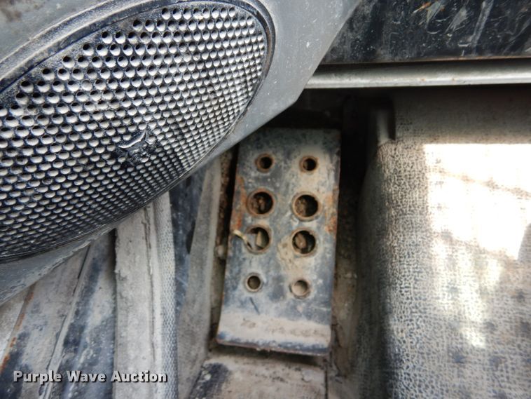 image for item GV9015 2014 Bobcat S590  skid steer loader