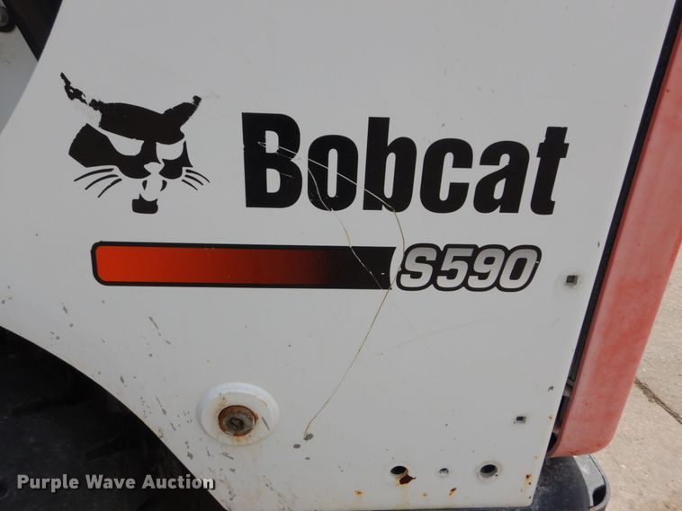 image for item GV9015 2014 Bobcat S590  skid steer loader
