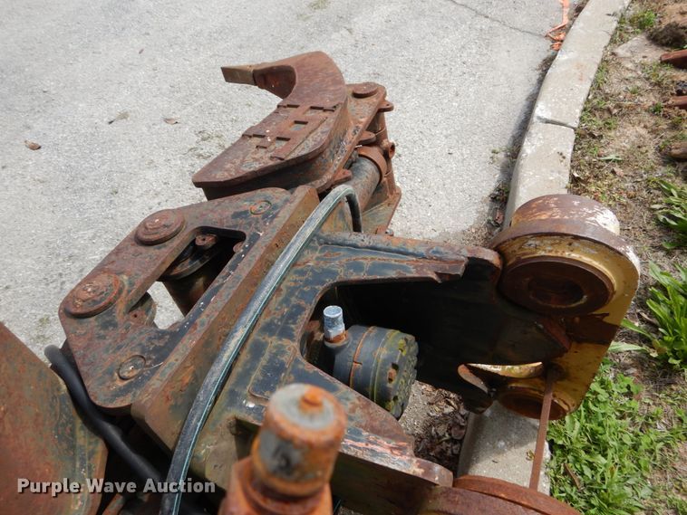 image for item GV9017 HPF excavator grapple