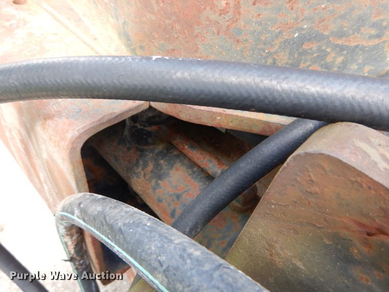 image for item GV9017 HPF excavator grapple