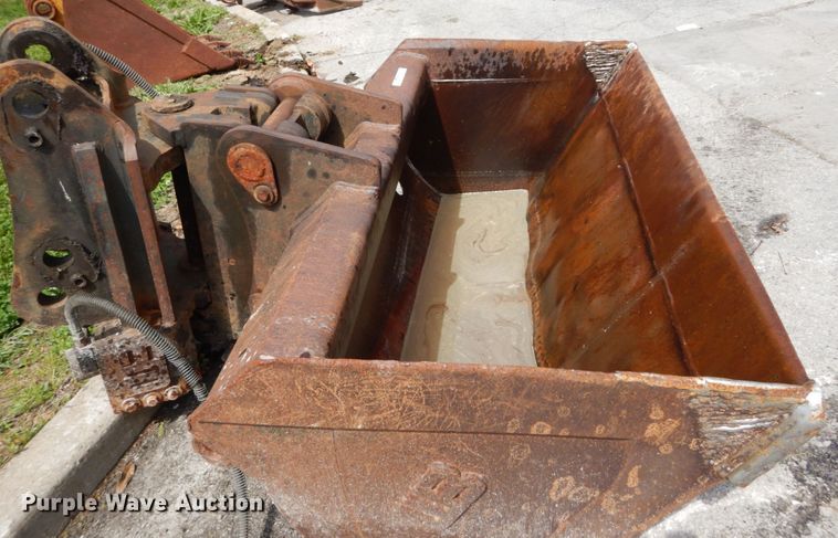 image for item GV9019 Werk-Brau 60"W excavator bucket