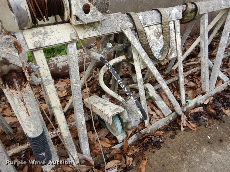 image for item GV9022 Amida Industries screed