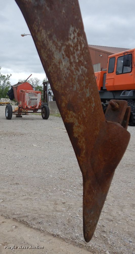 image for item GW9087 1997 Case Maxi Sneaker  cable plow