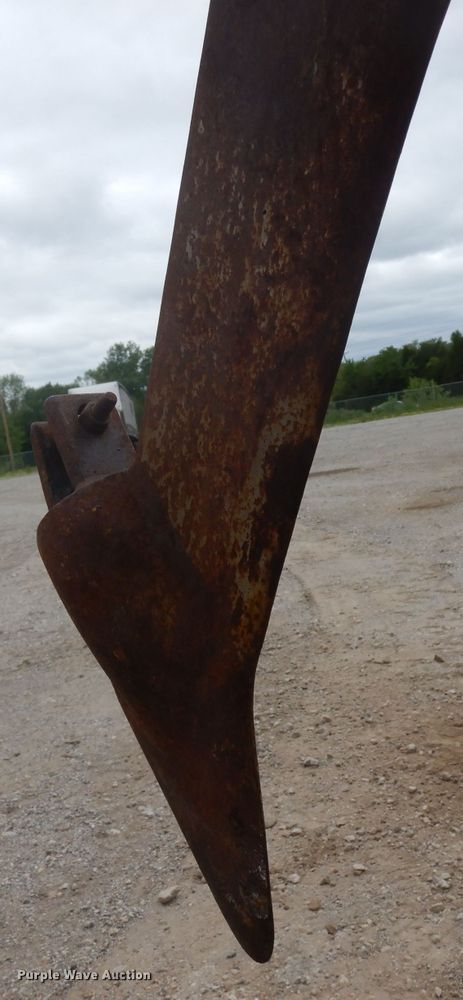 image for item GW9087 1997 Case Maxi Sneaker  cable plow