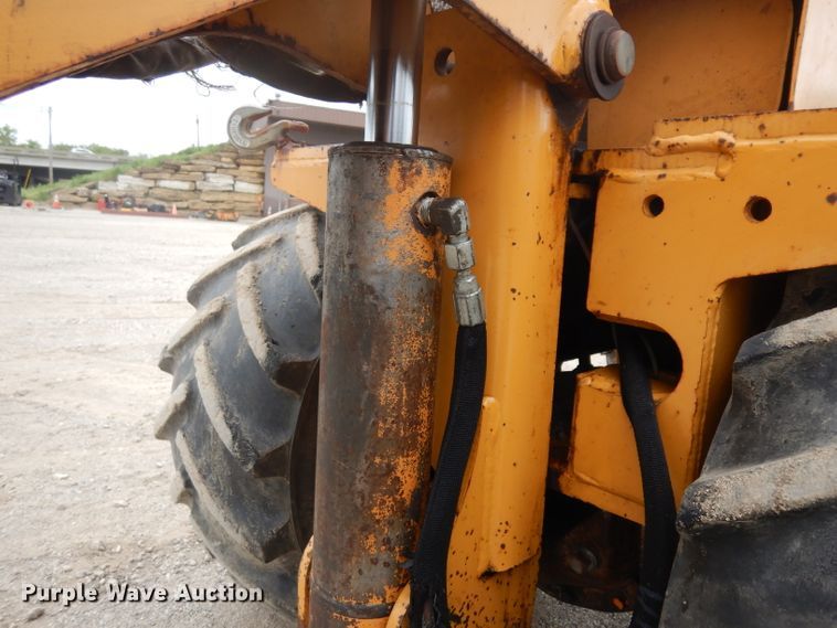 image for item GW9087 1997 Case Maxi Sneaker  cable plow