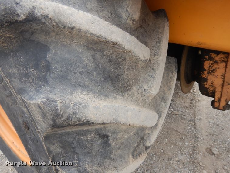 image for item GW9087 1997 Case Maxi Sneaker  cable plow