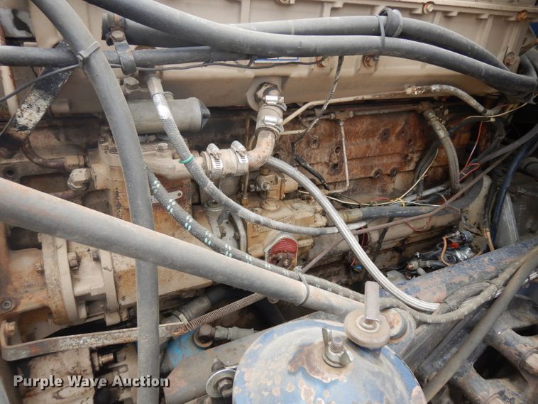 image for item GW9096 1984 Kenworth W900  dump truck