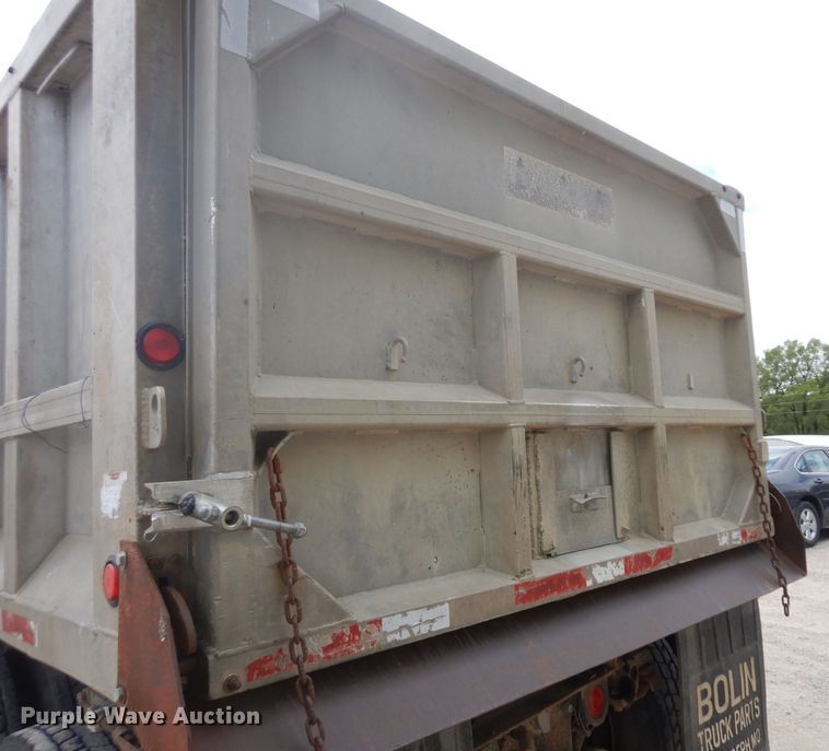 image for item GW9096 1984 Kenworth W900  dump truck