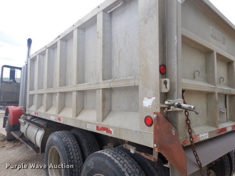 image for item GW9096 1984 Kenworth W900  dump truck