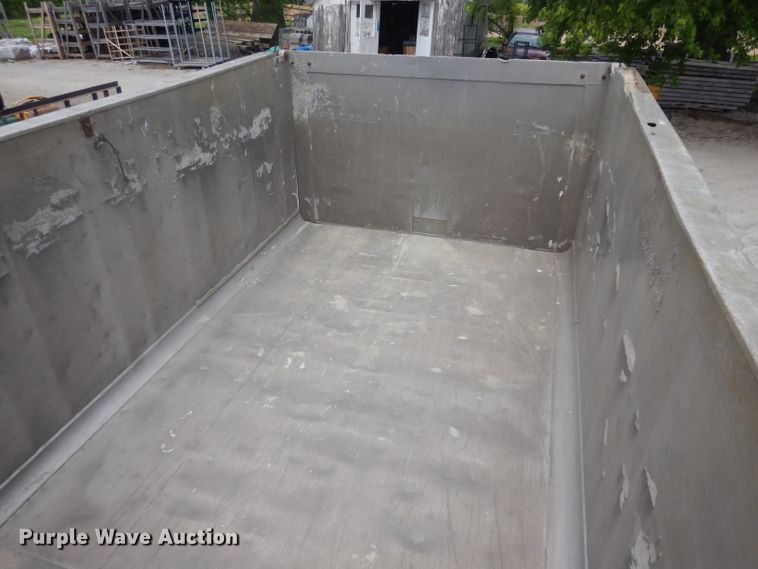 image for item GW9096 1984 Kenworth W900  dump truck