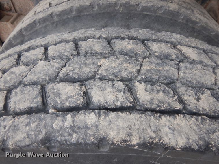 image for item GW9096 1984 Kenworth W900  dump truck