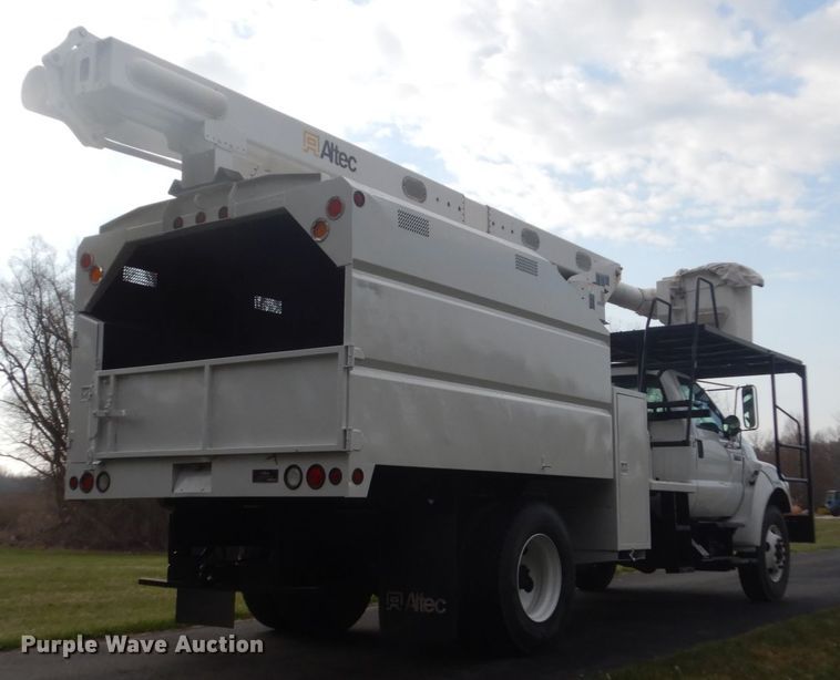 image for item GW9783 2008 Ford F750 Super Duty bucket truck