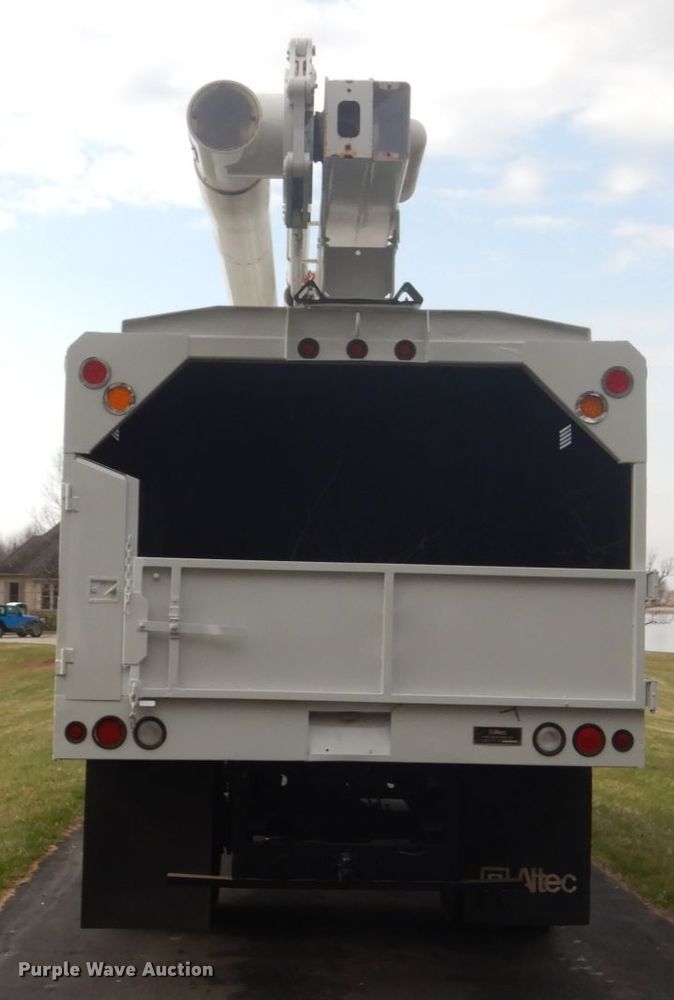 image for item GW9783 2008 Ford F750 Super Duty bucket truck