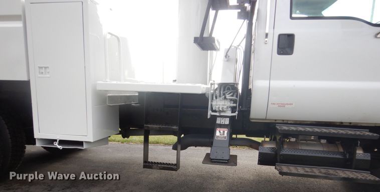 image for item GW9783 2008 Ford F750 Super Duty bucket truck