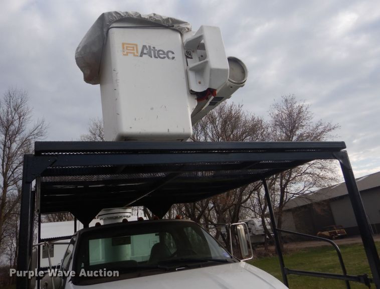 image for item GW9783 2008 Ford F750 Super Duty bucket truck