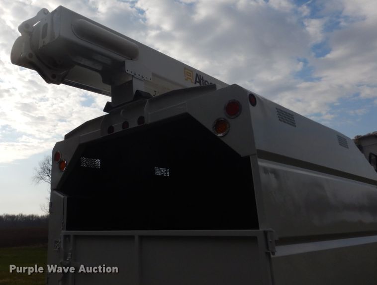 image for item GW9783 2008 Ford F750 Super Duty bucket truck