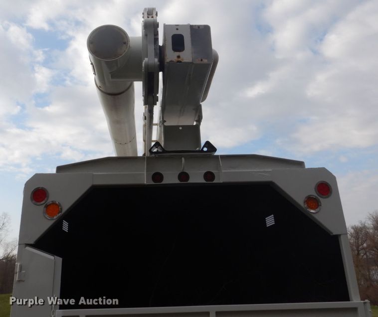 image for item GW9783 2008 Ford F750 Super Duty bucket truck