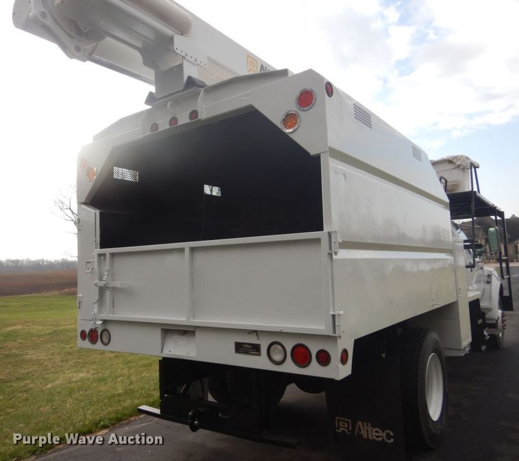 image for item GW9783 2008 Ford F750 Super Duty bucket truck