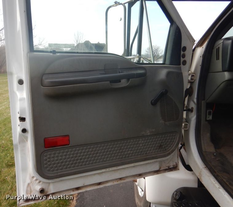 image for item GW9783 2008 Ford F750 Super Duty bucket truck