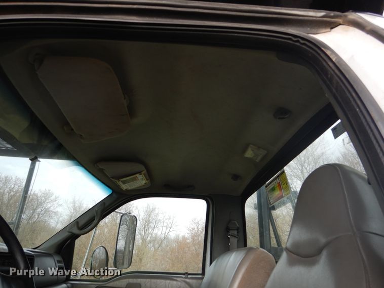 image for item GW9783 2008 Ford F750 Super Duty bucket truck