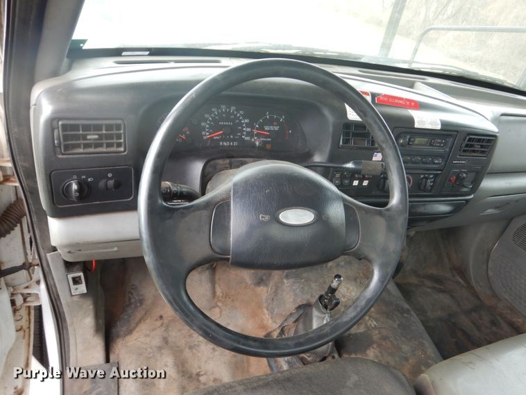 image for item GW9783 2008 Ford F750 Super Duty bucket truck