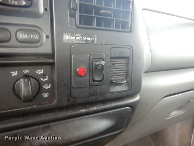 image for item GW9783 2008 Ford F750 Super Duty bucket truck