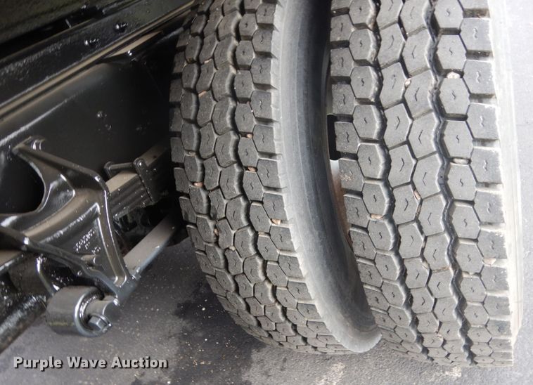 image for item GW9783 2008 Ford F750 Super Duty bucket truck