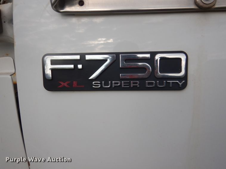 image for item GW9783 2008 Ford F750 Super Duty bucket truck