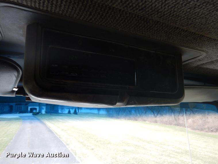 image for item GW9785 1997 Ford LT8000 dump truck