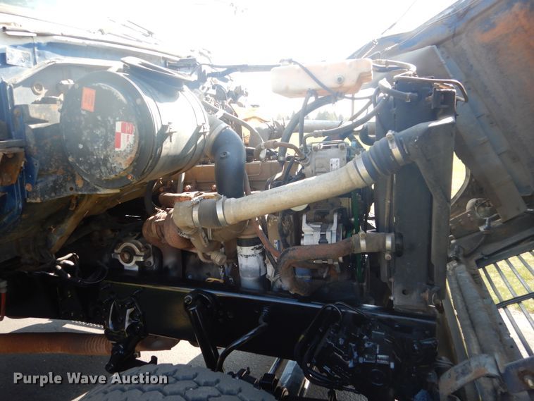 image for item GW9785 1997 Ford LT8000 dump truck