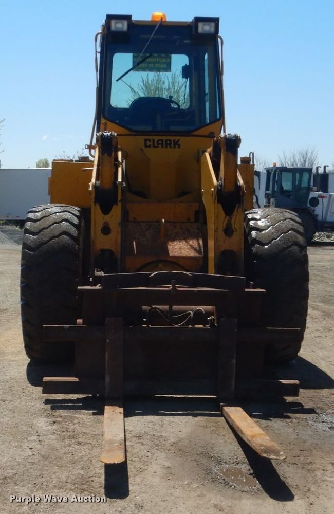 image for item GW9810 Clark 75B CU  wheel loader