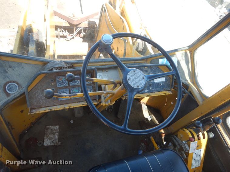image for item GW9810 Clark 75B CU  wheel loader